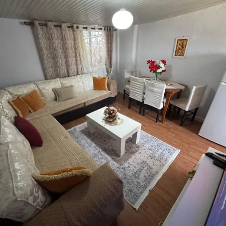 Denis Private Apartman Tirana